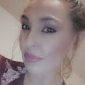 Meet your Posher, Eva